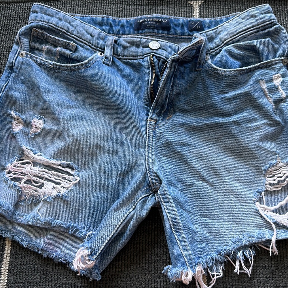 Boyfriend short